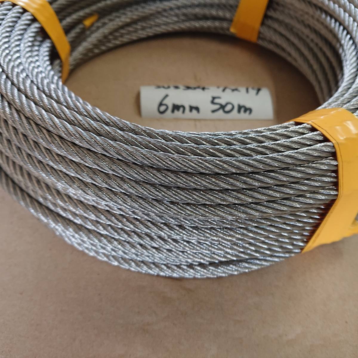 ステンレス 6mm ステンレスワイヤーロープ ワイヤー | 構成7×19 ロープ 50m巻 ワイヤーロープ 50M あかばね金物.オンライン 6mmの通販 50m 工具、DIY用品 - 50mの通販