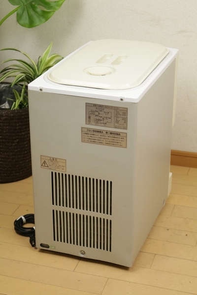 日立 HITACHI】 ウォータークーラー（RW-128B）冷水専用 貯水式卓上形