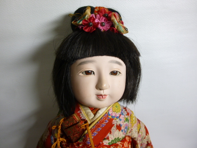 旧家から 市松人形 可愛い女の子 高さ約39ｃｍ 日本人形2111 市松人形 売買されたオークション情報 Yahooの商品情報をアーカイブ公開 オークファン Aucfan Com