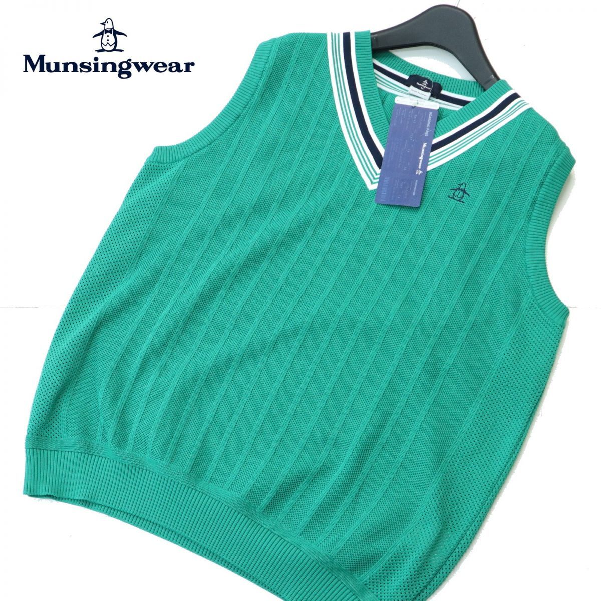 【全国無料，セール】 Munsingwear マンシングウェア ゴルフ ロゴ刺繍 Vネック ストライプ チルデン風 ニット ベスト Sz.LL メンズ 日本製 c52tc66(マンシング)｜売買されたオークション情報、yahooの商品情報をアーカイブ ベスト