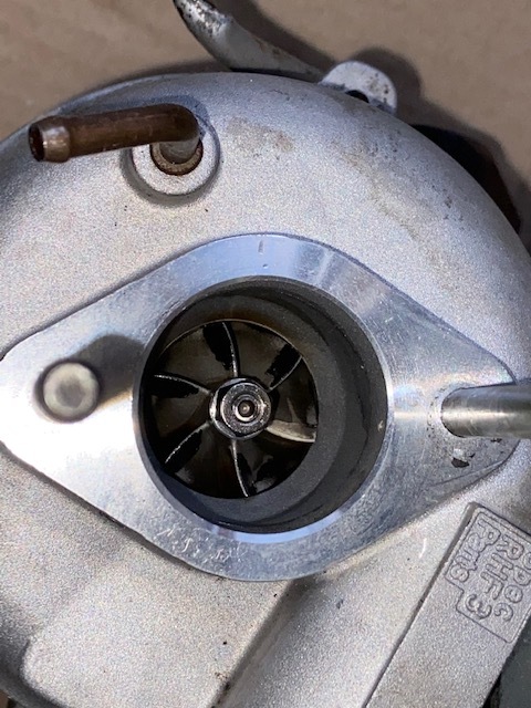 DA64W　エブリイワゴン　ターボ　タービン　(S160)_3