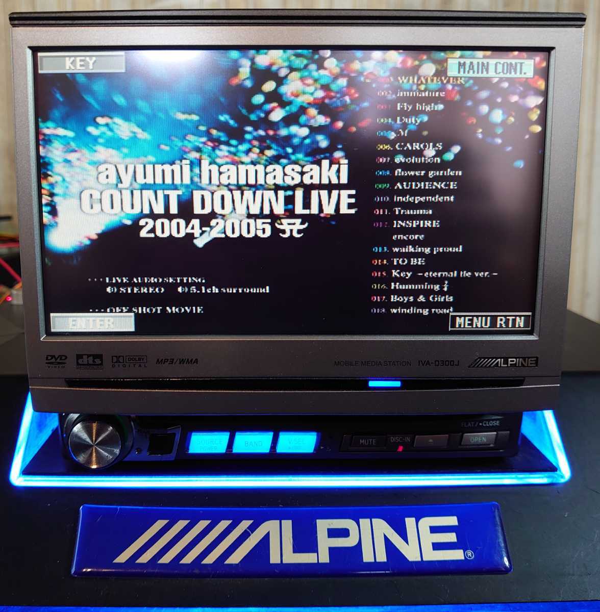 アルパイン 程度良好 IVA-D300J CD DVD AUX 1DINサイズ インダッシュ