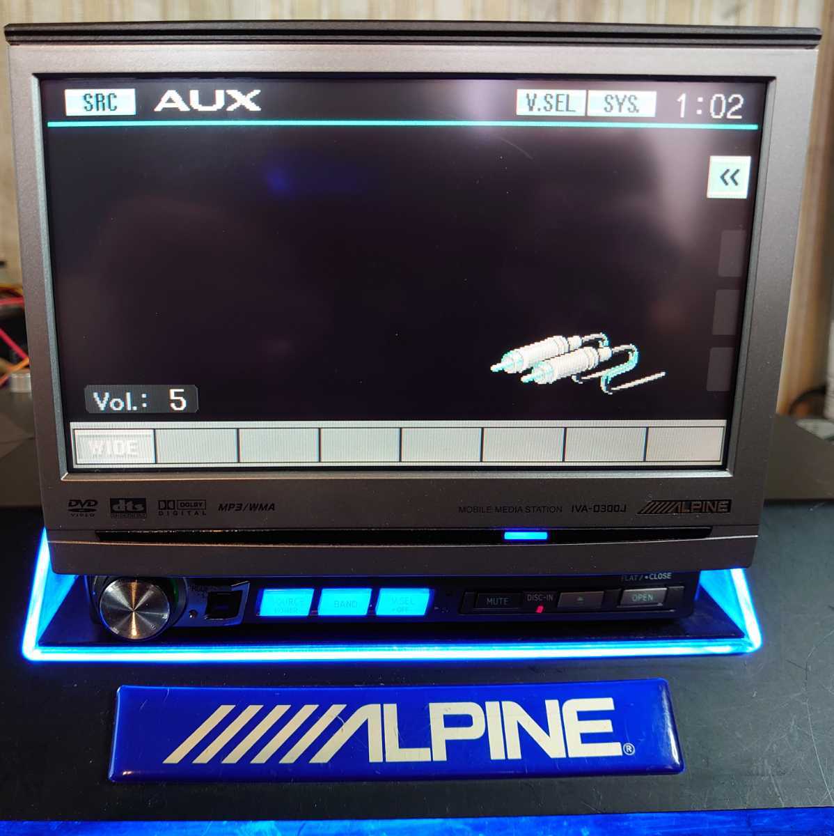 アルパイン 程度良好 IVA-D300J CD DVD AUX 1DINサイズ インダッシュ