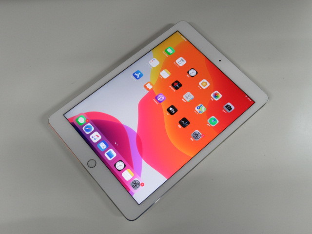 ☆1円開始☆Apple iPad Air2 WiFi 32GB シルバー A8X/2GB/32GB/9.7/iOS●東京出荷●_3