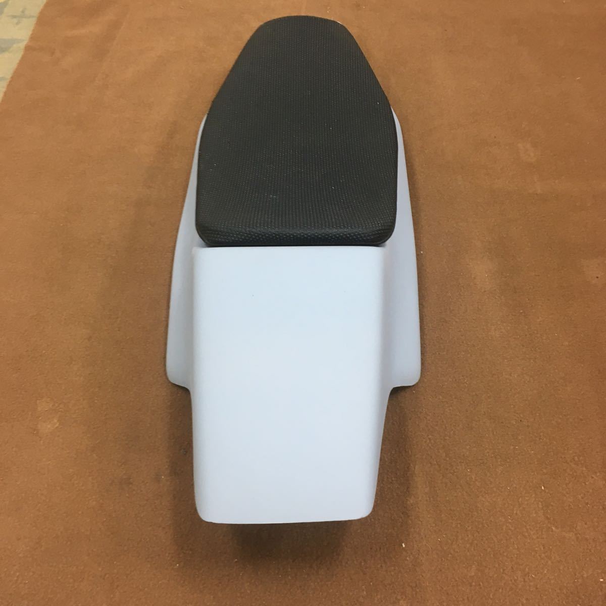 XR750 レプリカ トラッカー シート XL1200 ハーレー スポーツスター 