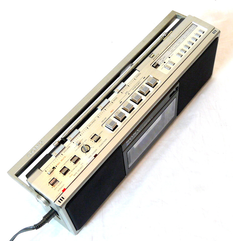 社会 △(R203-A70) レトロ SONY ソニー SYNTHESIZER 14 CFS-10 ラジカセ