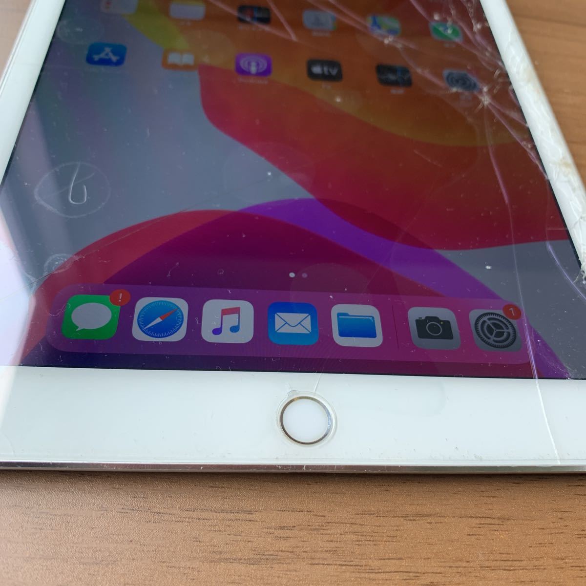 iPad Air2 64G Wi-Fiモデル 画面割れ ジャンク品 5054 【公式通販】