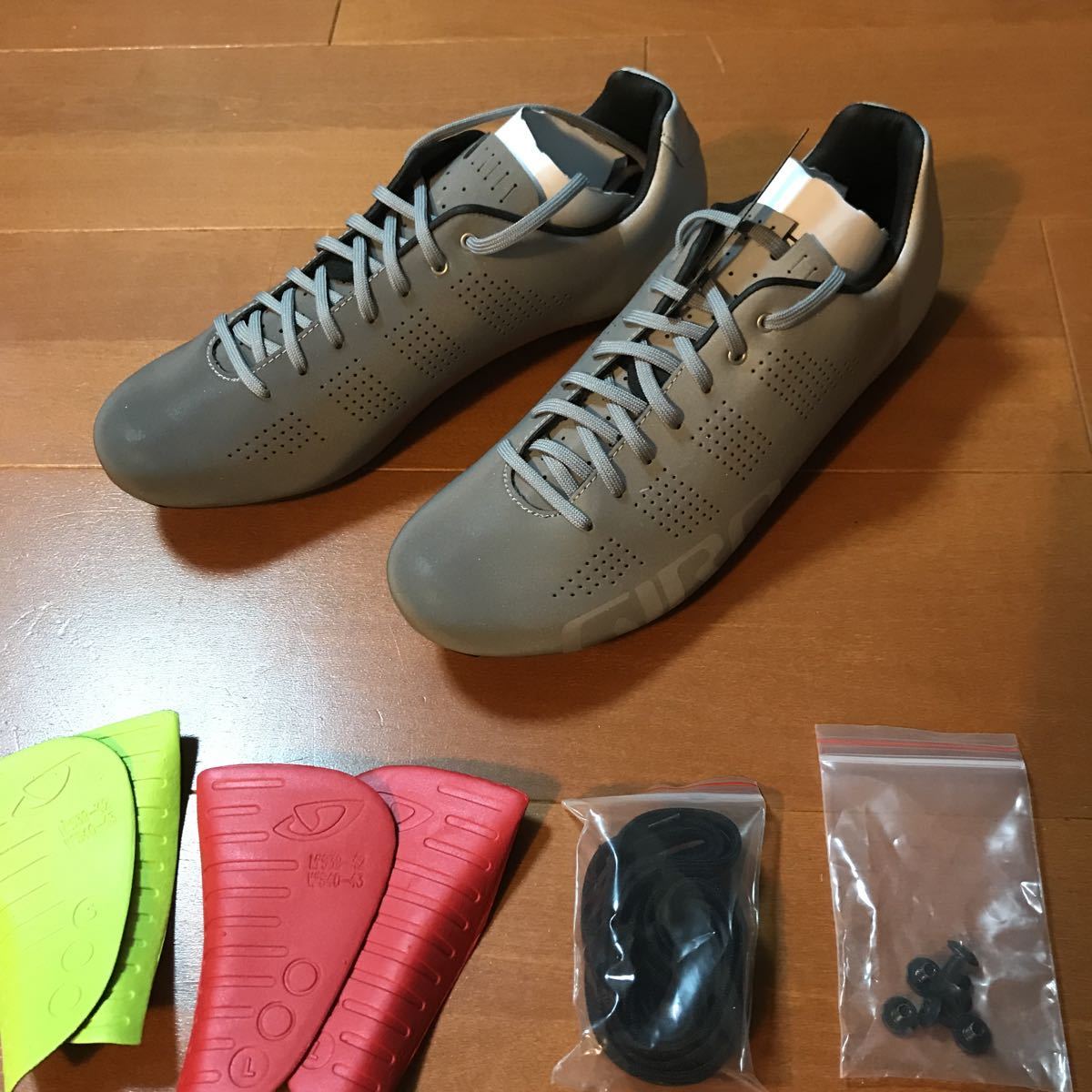 人気，高品質 GIRO EMPIRE ACC 27.5cm 43 安全 反射素材 ジロ エンパイア(27cm～)｜売買されたオークション情報、yahooの商品情報をアーカイブ公開 - オークファン 27cm～