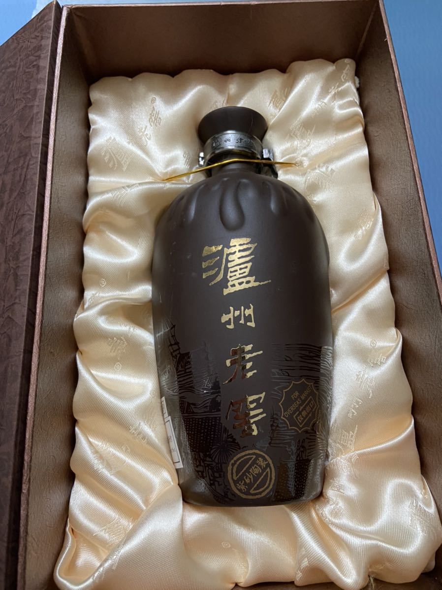 白酒 中国 瀘州老窖紫砂大曲 500ml 52度 食品 陶器ボトル 中国酒 紫砂