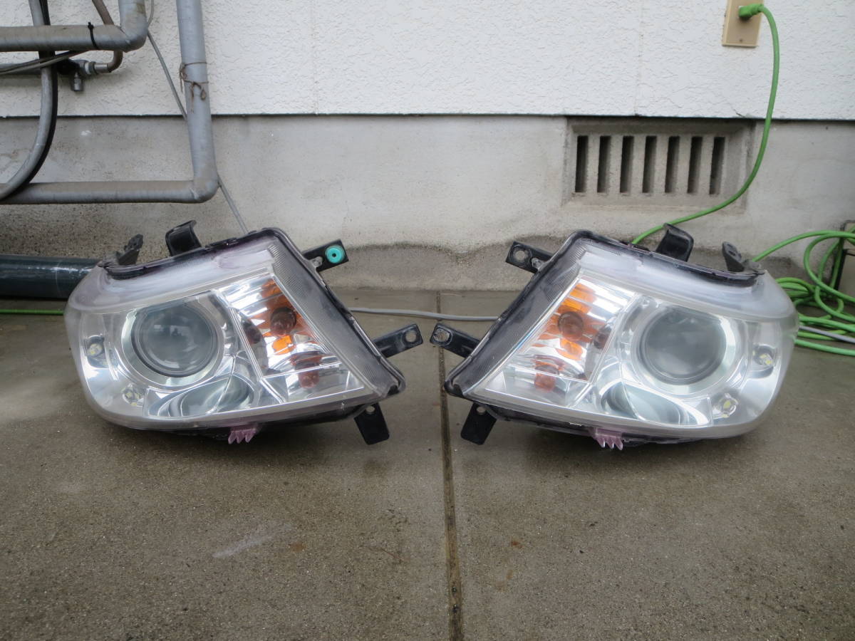 人気，定番 MH23S ワゴンR スティングレー 純正 HID ヘッドライト 左右