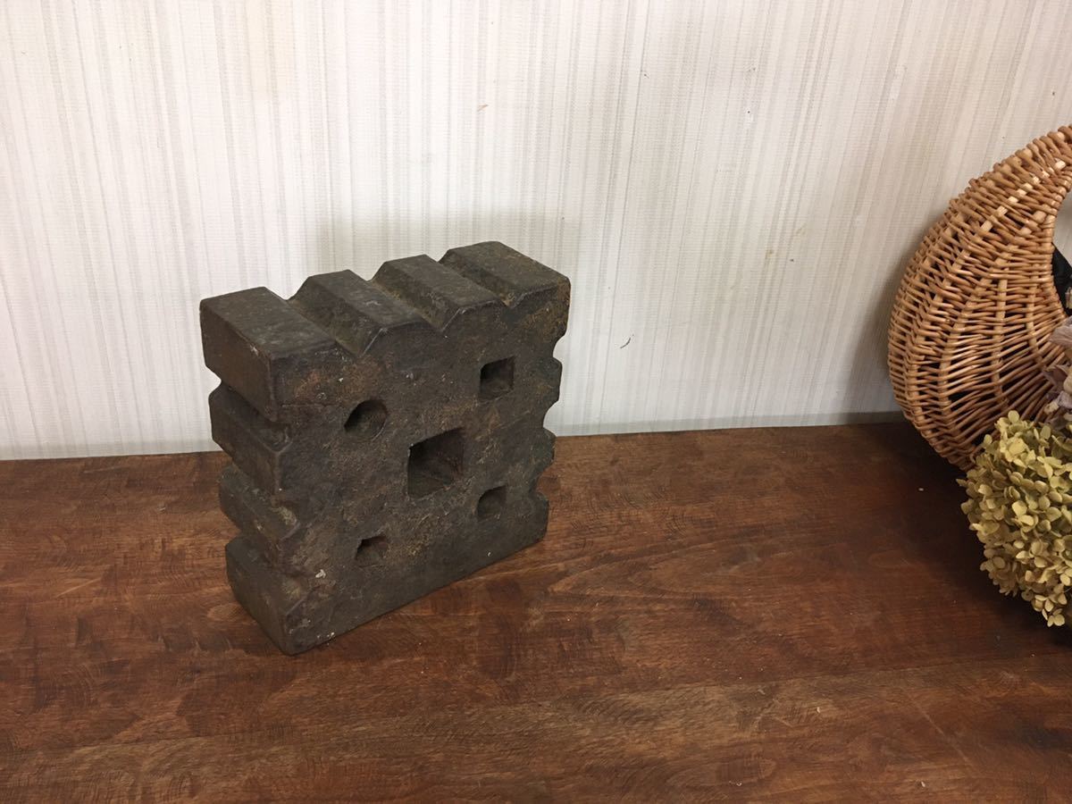 レトロ 蜂の巣床 金床 アンビル 叩き台 金工 彫金 レア 工業系 ハチノス 作業台 売買されたオークション情報 Yahooの商品情報をアーカイブ公開 オークファン Aucfan Com