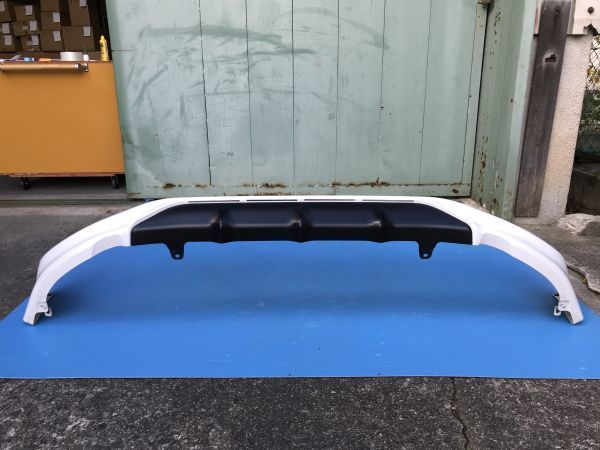 【個人宅不可】12Z020 TRD シエンタ NSP170G 前期 リアスポイラー_2