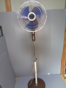 レトロ 扇風機 ナショナルのYahoo!オークション(旧ヤフオク!)の相場