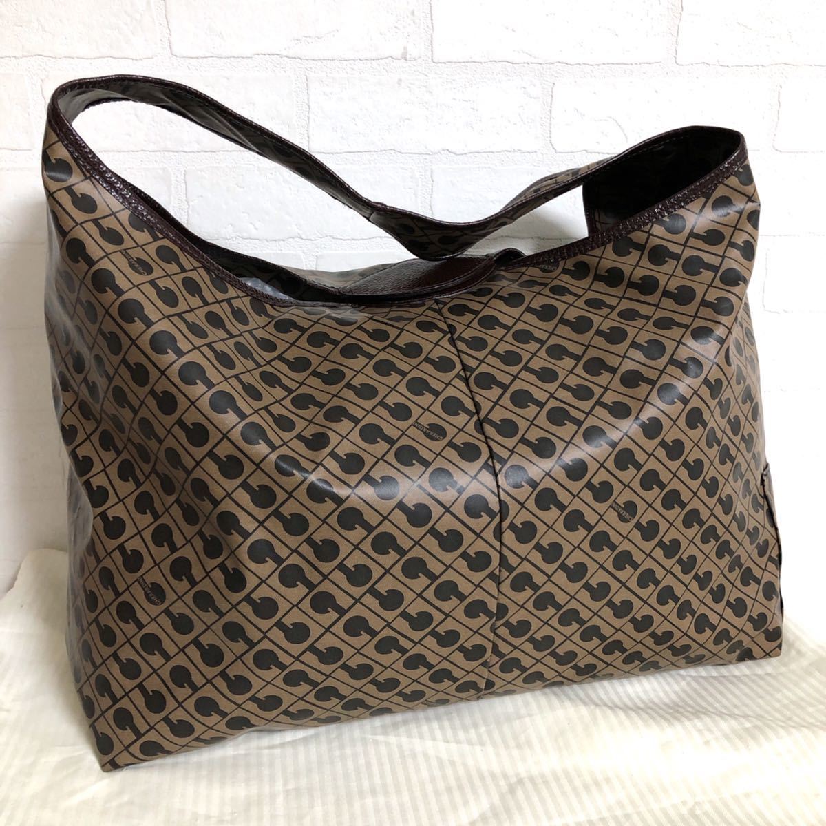 841☆ 美品！！ GHERARDINI ゲラルディーニ トートバッグ 肩掛けバッグ 