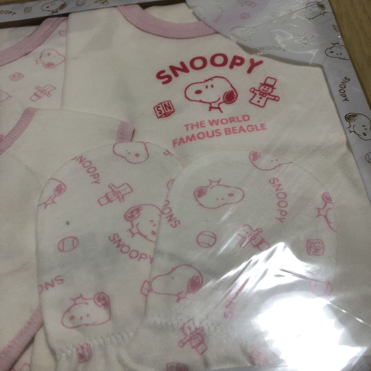 スヌーピー ロンパース スタイ ミトン Tシャツ セット売り 出産祝い 70 80 赤ちゃん お祝い プレゼント カバーオール 70 65 74cm 売買されたオークション情報 Yahooの商品情報をアーカイブ公開 オークファン Aucfan Com