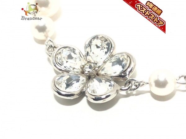 ルネ Rene ネックレス - 金属素材×フェイクパール×ラインストーン シルバー×アイボリー×クリア フラワー(花) 美品 アクセサリー（首）