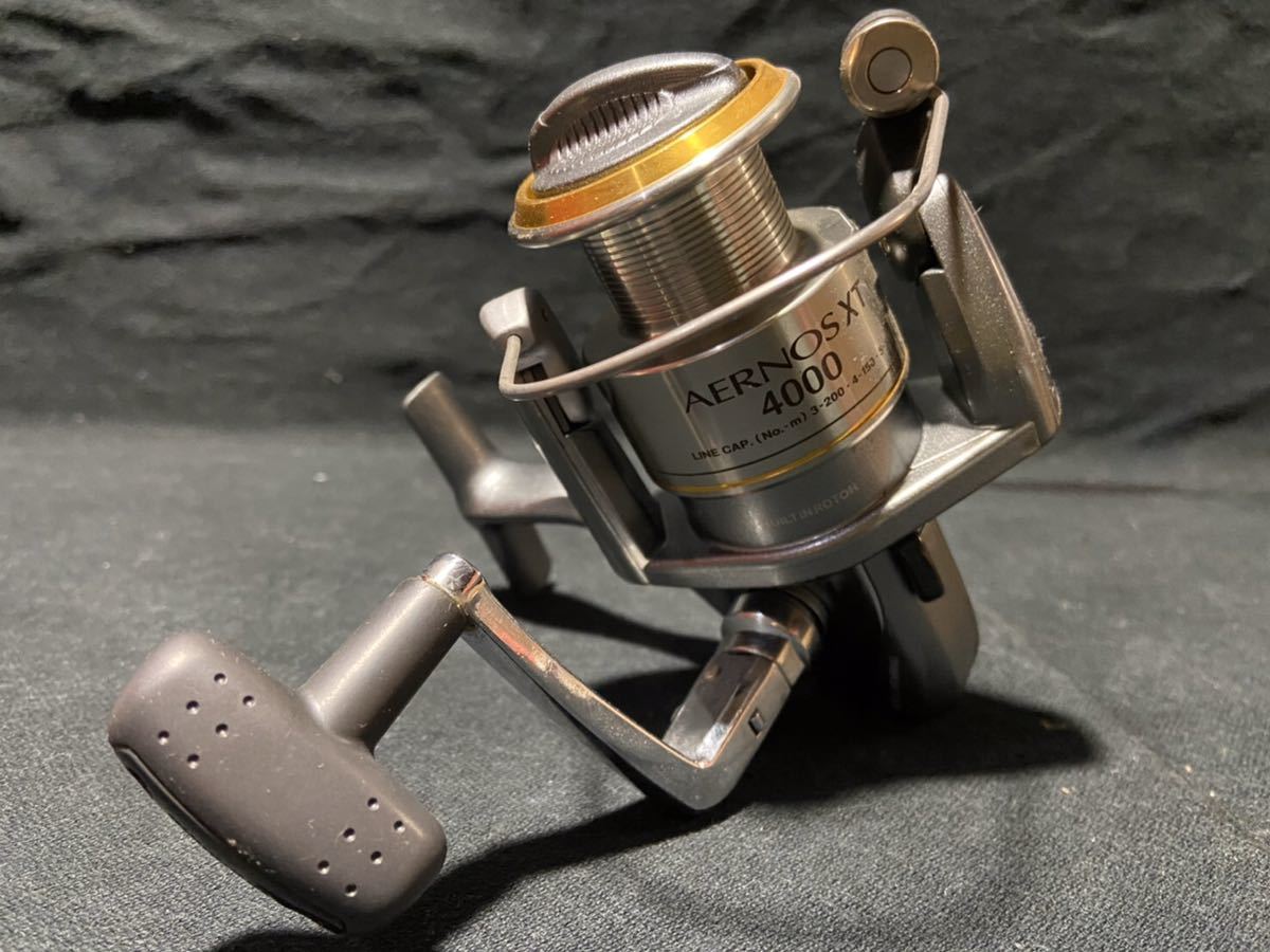 781 Shimano スピニングリール シマノ Aernosxt４０００ ジギング ショア サビキ フカセ 紀州釣り 鯉 ブラックバス 投げ釣り シマノ 売買されたオークション情報 Yahooの商品情報をアーカイブ公開 オークファン Aucfan Com