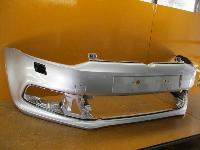 U12003 フォルクスワーゲン 6R ポロ 純正 フロントバンパー 6R0 807 221 シルバー 2007 ポロ POLO VW GOLF6-R 6R用 ポロ・6R&frasl;6C型