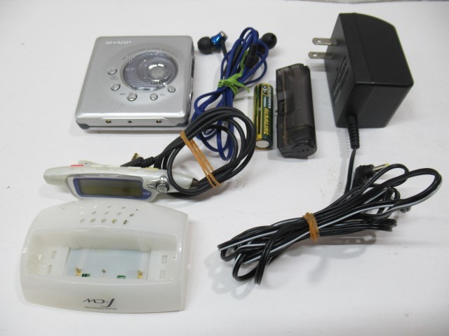 SHARP シャープ MD-ST700-S シルバー - メルカリ ポータブルミニ