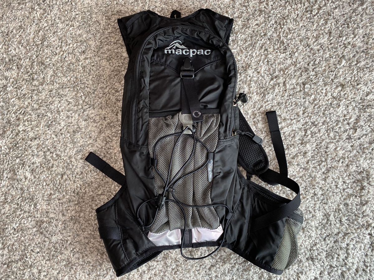  Macpac Amp 12 Hour 7L Running Pack(バックパック)｜売買されたオークション情報、yahooの商品情報をアーカイブ公開 - オークファン バックパック