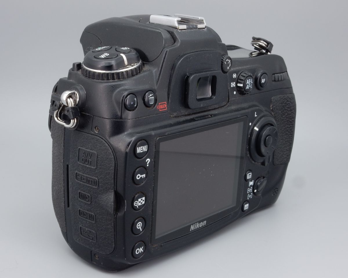 Nikon D300s ジャンク Nikon D300s ジャンク まだ使えるけどNikon