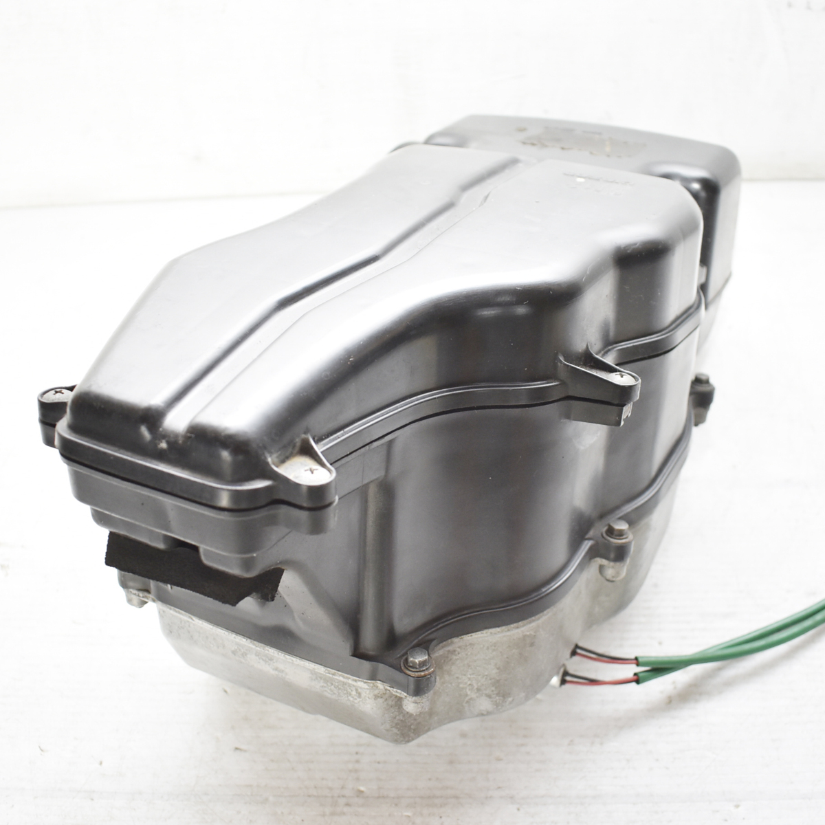 RGV-Γ250sp VJ23A キャブレター エアクリーナーBOX 【公式通販】
