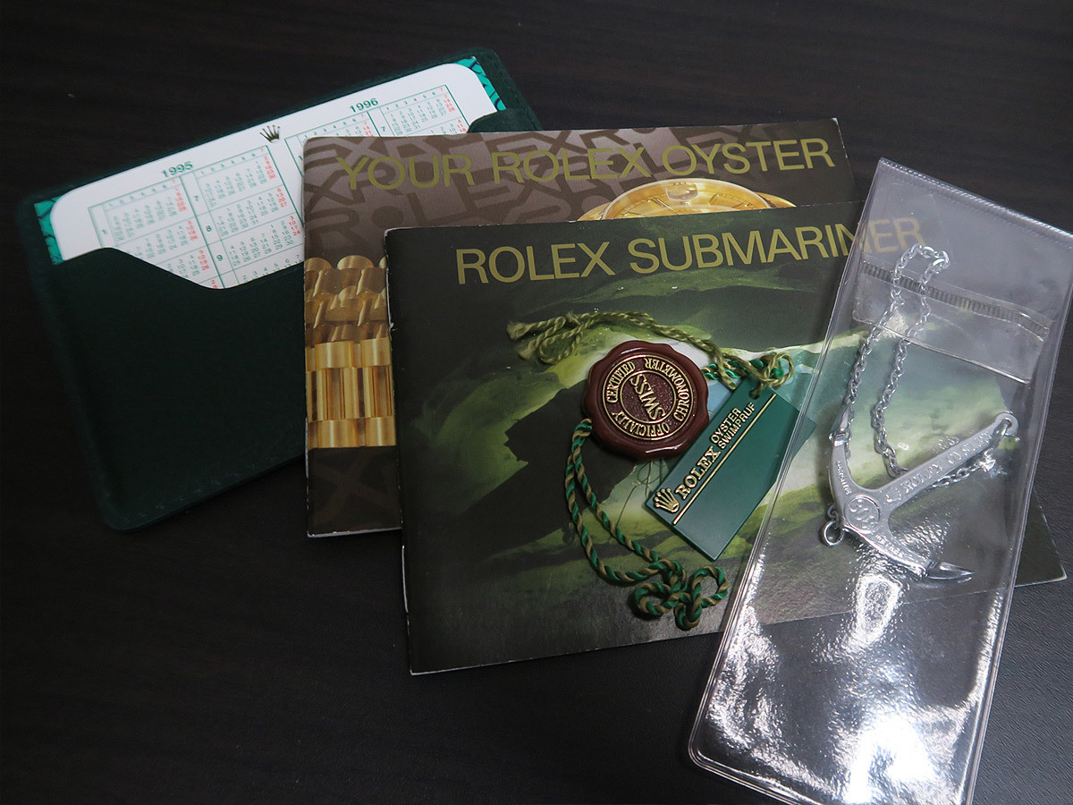  H:ROLEX/ロレックス SUBMARINER／サブマリーナ 冊子 付属品セット 1995年頃 16610/14060等(箱、保証書、付属品)｜売買されたオークション情報、yahooの商品情報をアーカイブ公開 - オークファン 箱、保証書、付属品