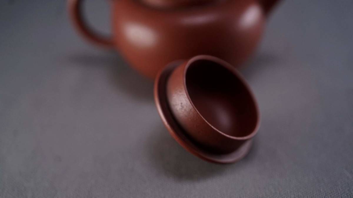 急須 朱泥 在銘 公式通販 茶壷 煎茶道具 中国 中国宜興 R6224 M 紫砂