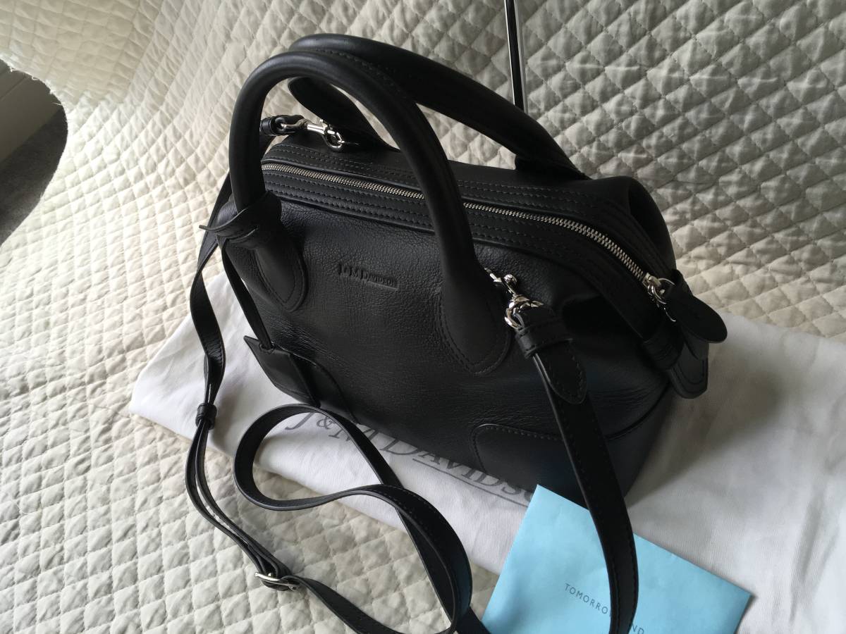 美品☆J&M DAVIDSON ショルダーバッグトゥモローランド 美品☆J&M DAVIDSON ショルダーバッグトゥモローランド