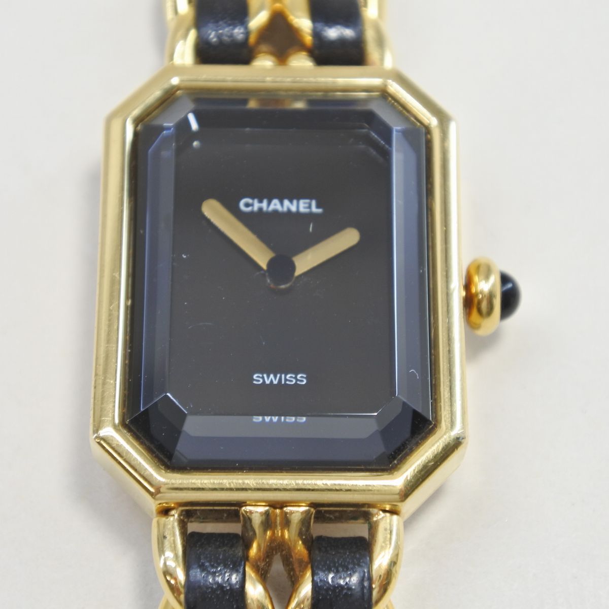 CHANEL プルミエール M レディース クォーツ 黒x金色 中古 稼動品 