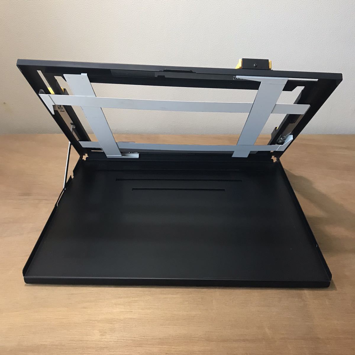 直販お買い得 LPL L5131 ユニバーサルイーゼル 4枚羽根 11x14in 28x35cm