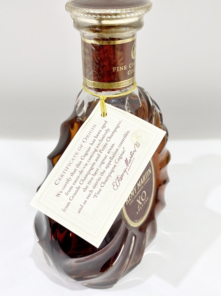 人気セール，正規品 REMY MARTIN XO SPECIAL レミーマルタン XO スペシャル 現行ラベル 700ml 40％ブランデー クリアボトル 古酒 未開栓 人気 ブランデー K1883