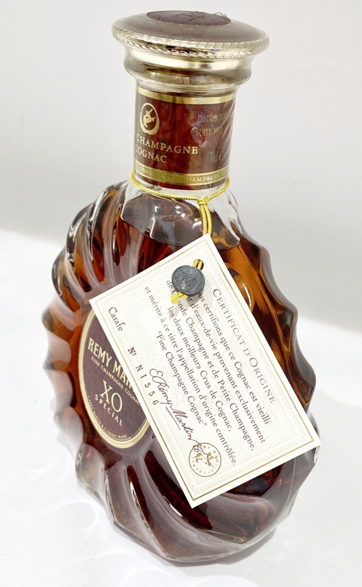 人気セール，正規品 REMY MARTIN XO SPECIAL レミーマルタン XO スペシャル 現行ラベル 700ml 40％ブランデー クリアボトル 古酒 未開栓 人気 ブランデー K1883