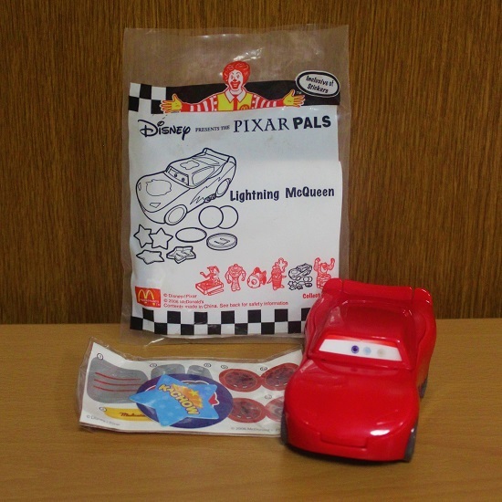 マクドナルド2006年カーズピクサーおもちゃ未開封(激レア) 2006年 ディズニー・ピクサー カーズ マクドナルド ハッピーセット 8