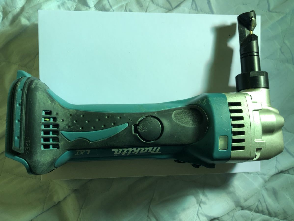 HOT マキタ 充電式ニブラ JN161D 18V ダイス パンチ カーボンブラシ付き(その他)｜売買されたオークション情報、yahooの商品情報をアーカイブ公開 - オークファン その他