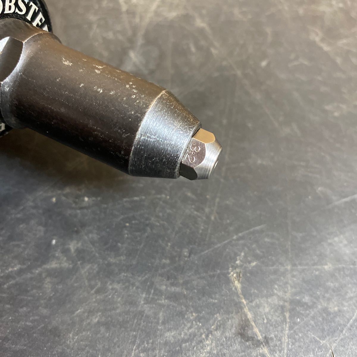 LOBSTER/ロブスター 14.4V 1.5Ah コードレスリベッター エビ印 R1B1 