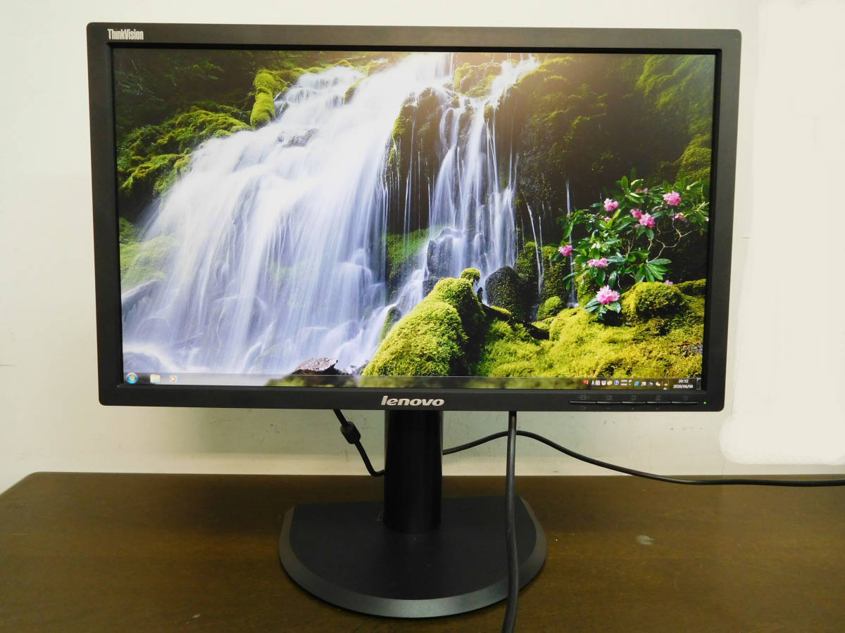 PCモニター◇レノボThinkVision LT2223pwC，22インチワイド液晶