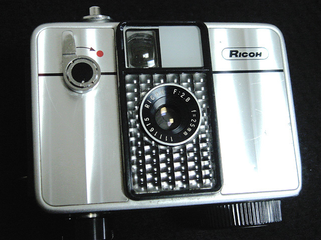 RICOH SE - HALF AUTO リコー リコーオートハーフSE[記憶に残る名機の実像]