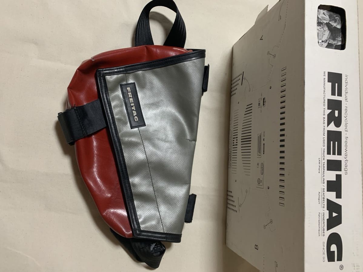 FREITAG Knigt Rider フライターグ ショルダーバッグ シルバー×レッド