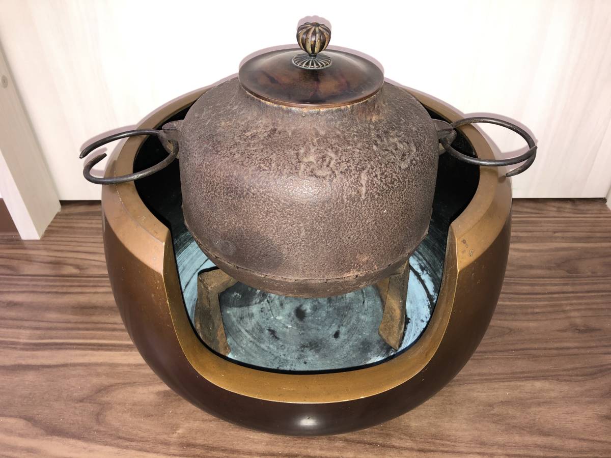 茶釜 唐金面取釜 風炉 五徳 紫斑銅蓋 茶道具 Yahoo!オークション 茶釜 唐金面取釜 風炉 五徳 紫斑銅蓋 茶道具 Yahoo!オークション