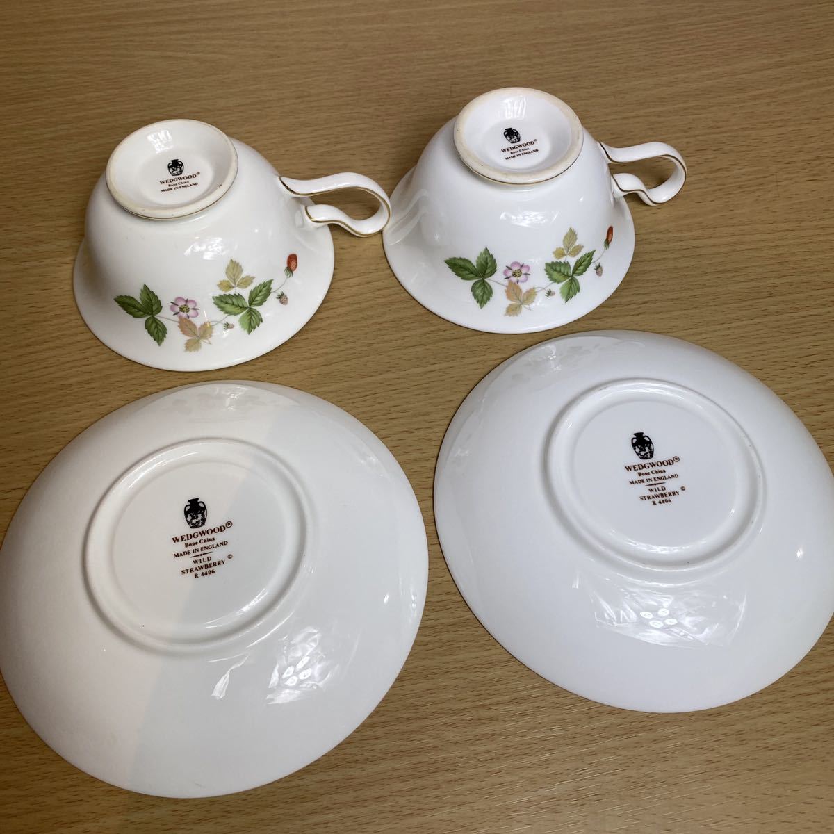 愛品倶楽部柏店ウェッジウッド() ペア ティーカップ クリブデン 廃番