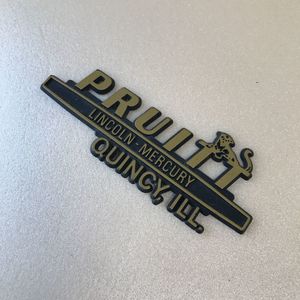 メーカー包装済 Usa キャデラック シボレー ディーラー エンブレム 金属製 アメリカ アメ車 オープニング大放出セール