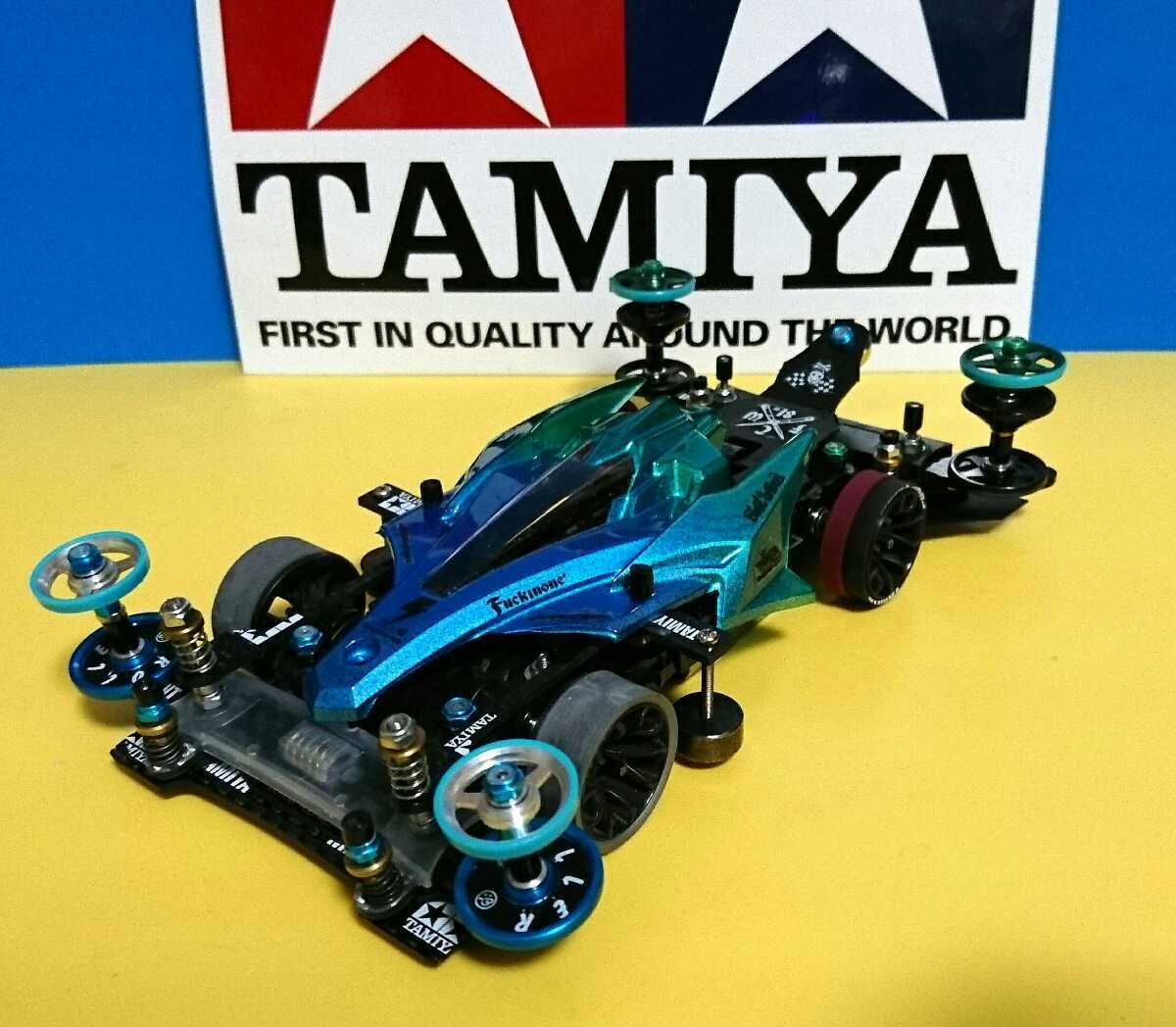 ◇ミニ四駆 MSフレキ フルカスタム 完成車 前後ATスラダン(提灯 