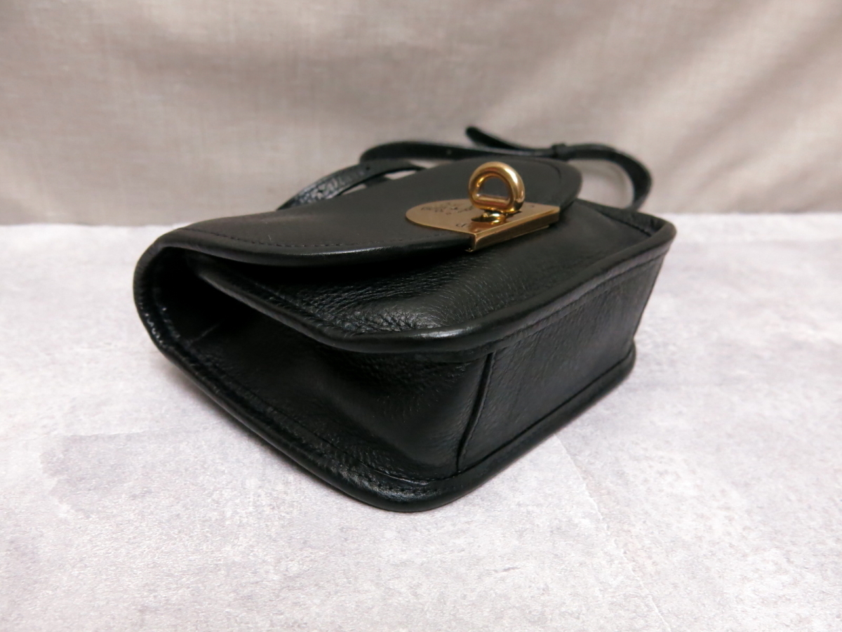 ○超美品○新品同様○IL BISONTE イルビゾンテ○レザー 本革 