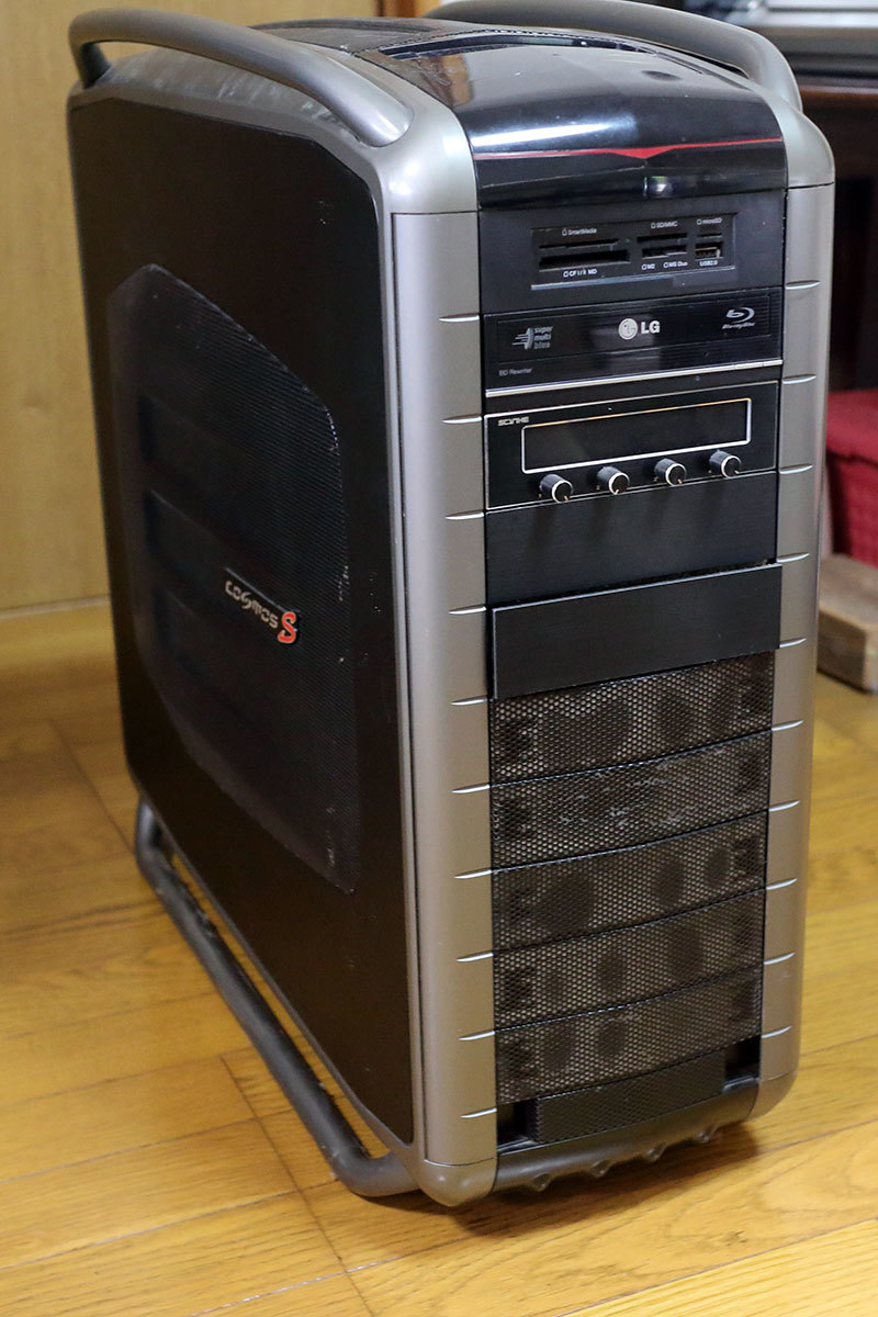  正常 corei7 920 自作パソコン ASUS P6TDELUXE GPU:ASUS EN9600GT メモリ:DDR3-1333 6G クーラーマスターCOSMOS S(デスクトップ)｜売買されたオークション情報、yahooの商品情報をアーカイブ公開 - オークファン その他