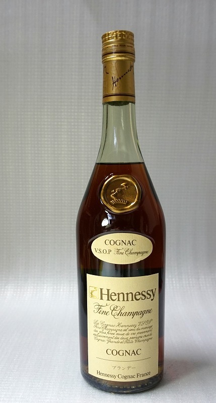 ◆HENNESSYヘネシー V.S.O.P COGNACコニャック BRANDYブランデー 40% 700ml 箱付 未開栓 C208-05
