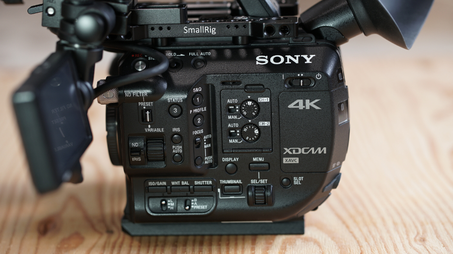 オマケ多数 SONY FS5(FS5Ⅱに近い）オプション→＋CBKZ-FS5RIF（ RAW動画60P撮影対応 /4K RAW120fps 対応/2K RAW 収録対応）＋マイク付_5