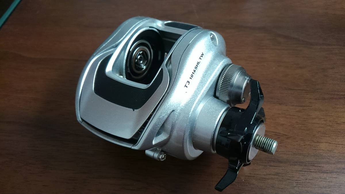  ダイワ T3 1016SHL ボディのみ 品 スプール ハンドルを取り外したもの リョウガ 1000番 RCS SLP(ダイワ)｜売買されたオークション情報、yahooの商品情報をアーカイブ公開 - オークファン ダイワ