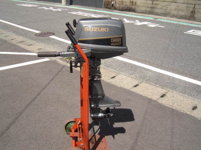  SUZUKI スズキ 5馬力 船外機 DT5 0501S(10馬力未満)｜売買されたオークション情報、yahooの商品情報をアーカイブ公開 - オークファン 10馬力未満
