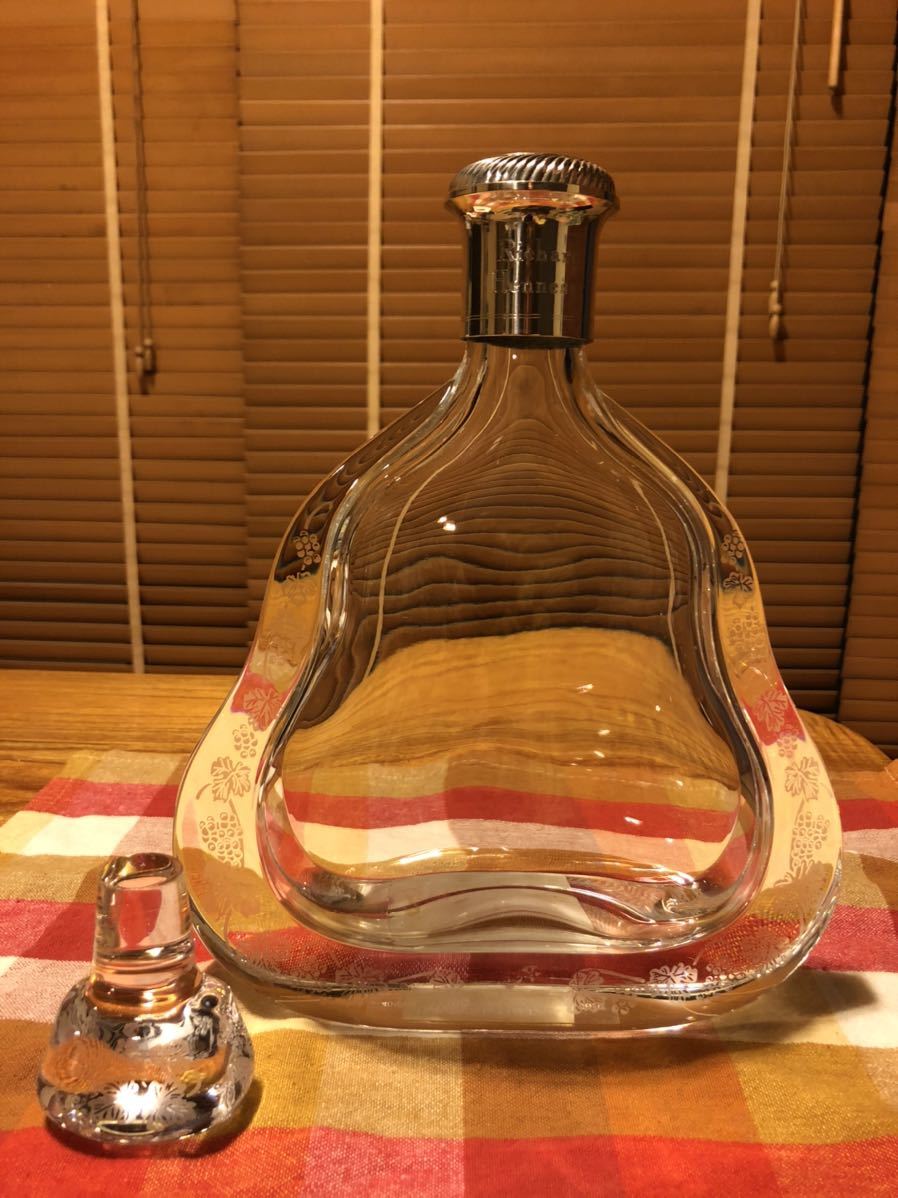 ヘネシーリシャール Richard Hennessy バカラ Baccarat ヘネシー 空き